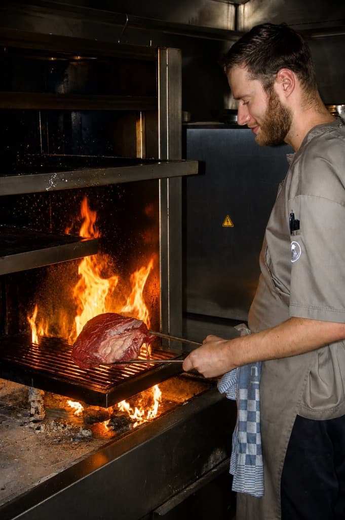 Open Fire Kitchen grill chef